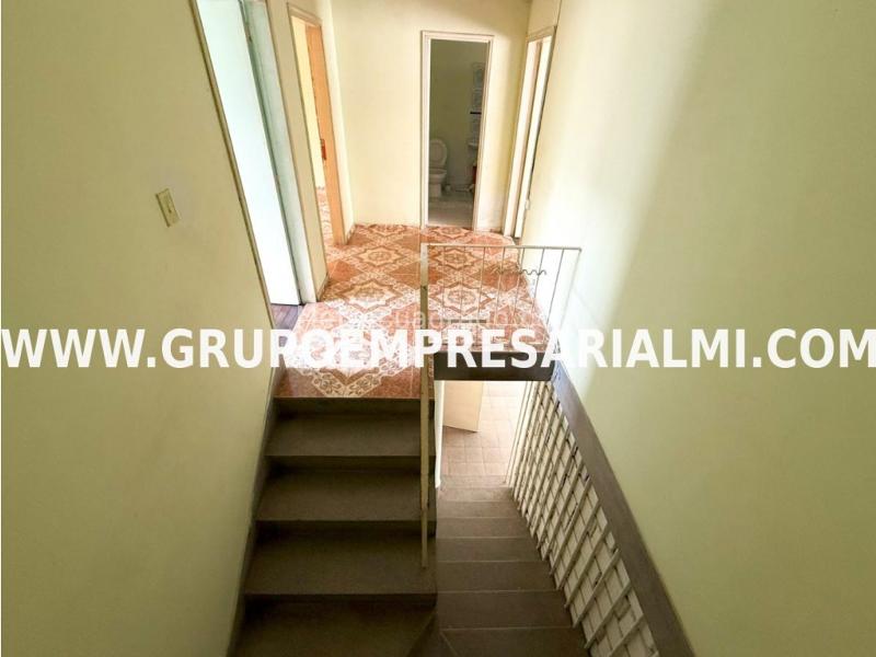 Dúplex con 5 Alcobas en Villa Hermosa - 4