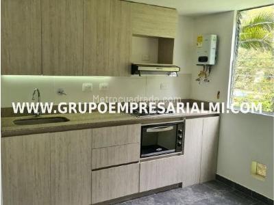 Apartamento en venta en El Poblado, Medellín · foto 2 de 20