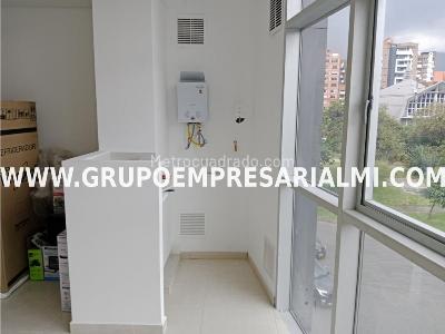 Apartaestudio en venta en Laureles, Medellín, 54 m² · foto 7 de 20