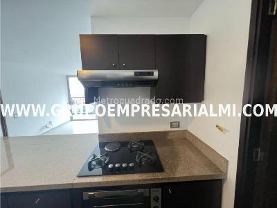 Apartamento de 2 alcobas en arriendo en Patio Bonito, Medellín, 90 m² · foto 5 de 20