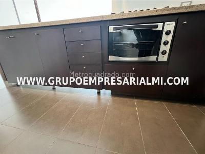 Apartamento de 2 alcobas en arriendo en Patio Bonito, Medellín, 90 m² · foto 6 de 20