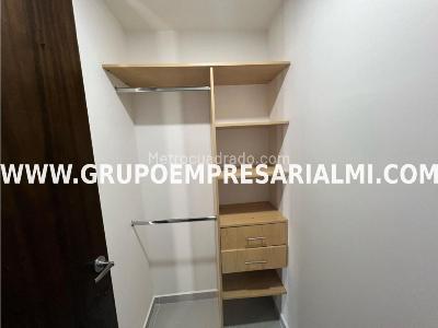 Apartamento de 2 alcobas en arriendo en Patio Bonito, Medellín, 90 m² · foto 16 de 20