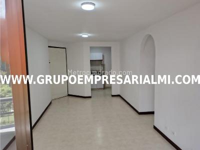 Apartamento de 3 alcobas en arriendo en Belen, Medellín, 86 m² · foto 12 de 20