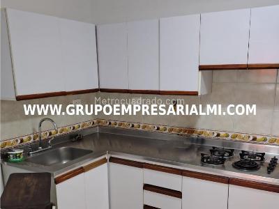 Apartamento de 3 alcobas en arriendo en Belen, Medellín, 86 m² · foto 13 de 20