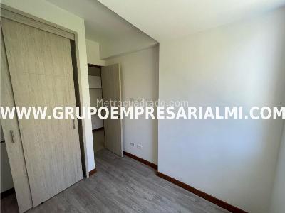 Apartamento de 3 alcobas en arriendo en Calasanz, Medellín, 70 m² · foto 12 de 20