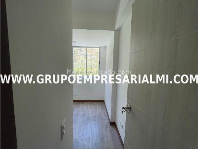 Apartamento de 3 alcobas en arriendo en Calasanz, Medellín, 70 m² · foto 15 de 20