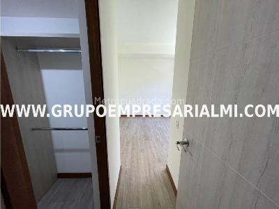 Apartamento de 3 alcobas en arriendo en Calasanz, Medellín, 70 m² · foto 19 de 20