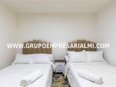 Casa de 3 alcobas en venta en Laureles, Medellín, 197 m² · foto 15 de 20