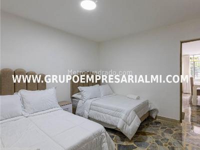 Casa de 3 alcobas en venta en Laureles, Medellín, 197 m² · foto 18 de 20