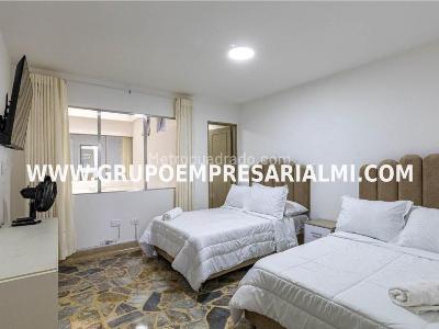 Casa de 3 alcobas en venta en Laureles, Medellín, 197 m² · foto 6 de 20