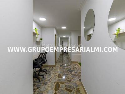 Casa de 3 alcobas en venta en Laureles, Medellín, 197 m² · foto 9 de 20