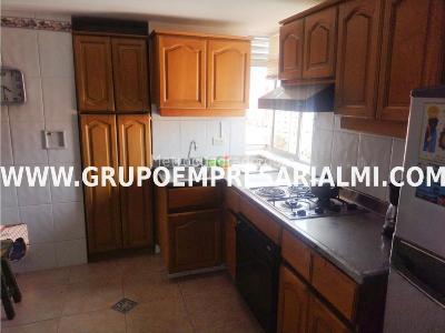 Apartaestudio en arriendo en Laureles, Medellín · foto 3 de 20