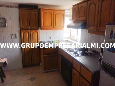 Apartaestudio en arriendo en Laureles, Medellín · foto 13 de 20