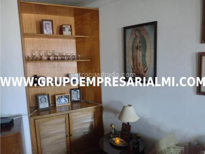 Apartaestudio en arriendo en Laureles, Medellín · foto 17 de 20