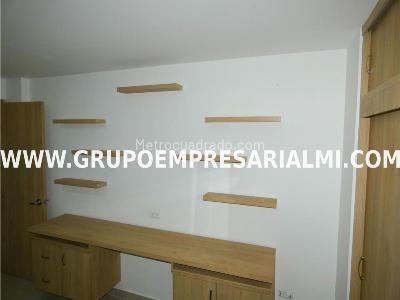 Apartamento de 3 alcobas en venta en Obrero, Bello, 220 m² · foto 17 de 20