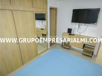 Apartamento de 3 alcobas en venta en Obrero, Bello, 220 m² · foto 7 de 20