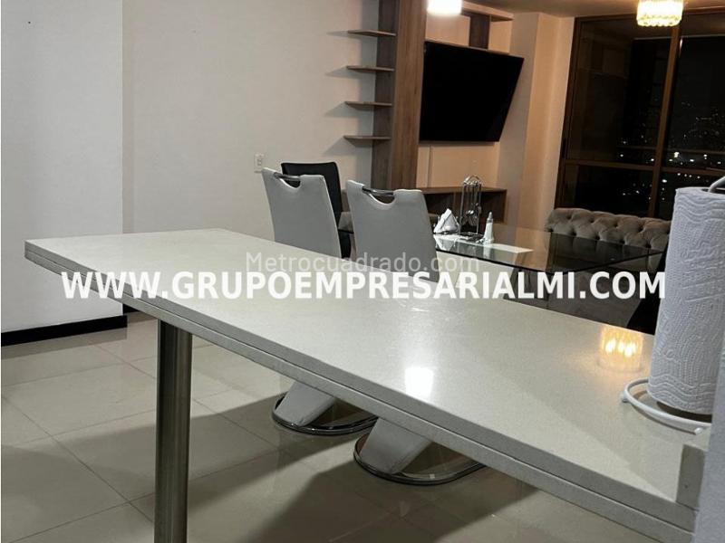 Apartamento de 3 Alcobas con Balcón en El Poblado - 3