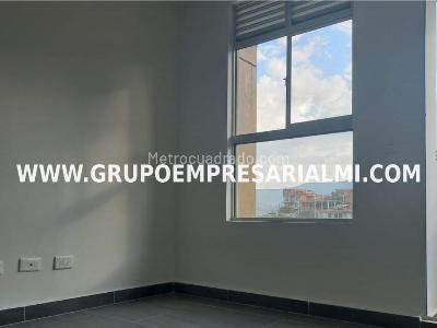 Apartamento en arriendo en Calasanz, Medellín · foto 3 de 20