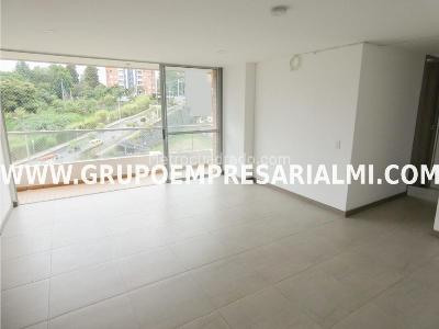 Apartamento en venta en Viviendas Del Sur, Itagüí · foto 2 de 20