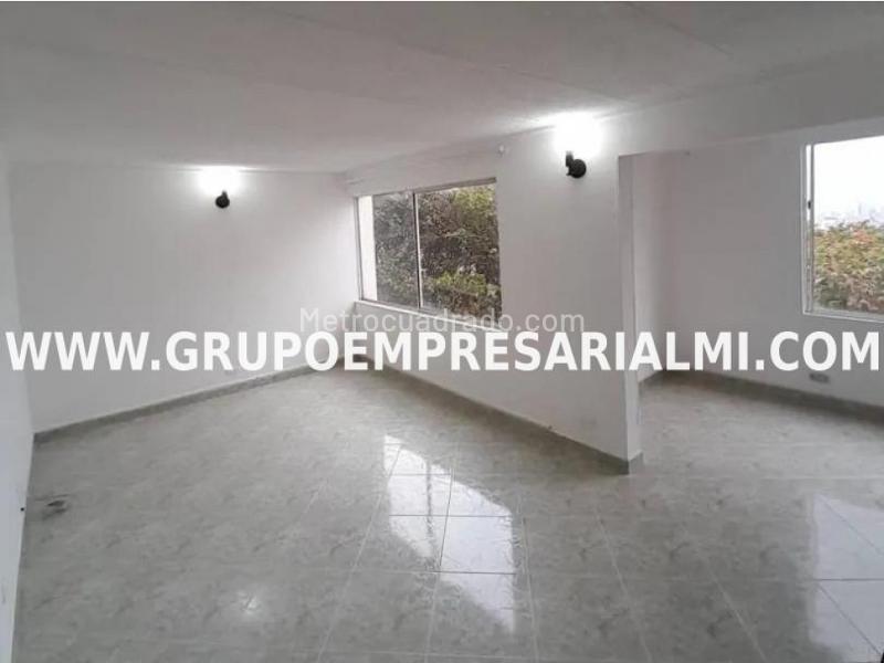 Apartamento de 3 Alcobas en La Almería, Laureles (Arriendo) - 5