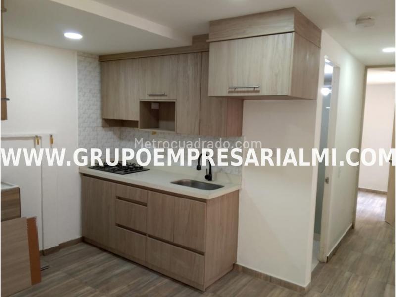 Apartamento en Arriendo de 3 Alcobas en Robledo (Pajarito) - 2