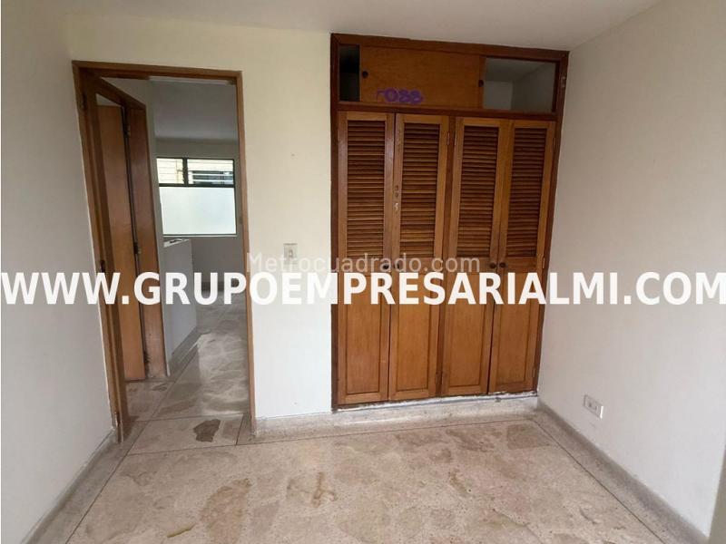 Spacious 3BR Apartment in Simon Bolivar - 8