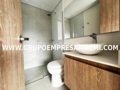 Apartamento de 2 alcobas en venta en San Jose, Sabaneta, 72 m² · foto 12 de 20