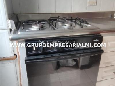 Apartamento de 2 alcobas en arriendo en Villa Carlota, Medellín, 74 m² · foto 2 de 20