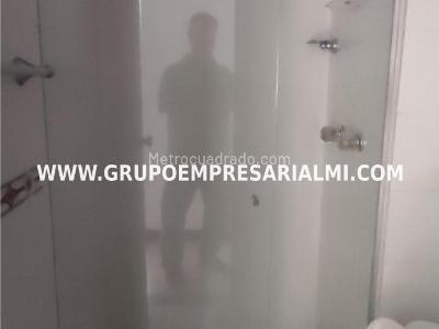 Apartamento de 2 alcobas en arriendo en Villa Carlota, Medellín, 74 m² · foto 15 de 20