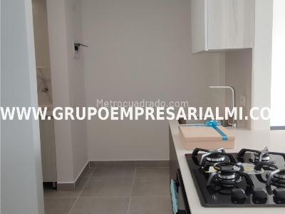 Apartaestudio en arriendo en El Poblado, Medellín, 52 m² · foto 6 de 20