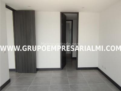 Apartaestudio en arriendo en El Poblado, Medellín, 52 m² · foto 16 de 20
