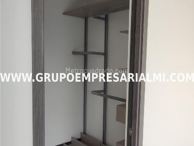 Apartaestudio en arriendo en El Poblado, Medellín, 52 m² · foto 17 de 20