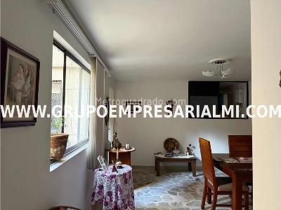 Apartamento de 3 alcobas en venta en Laureles, Medellín, 120 m² · foto 4 de 20