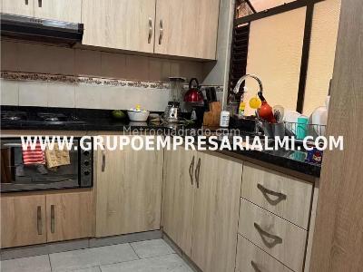 Apartamento de 3 alcobas en venta en Laureles, Medellín, 120 m² · foto 5 de 20