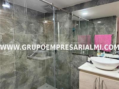 Apartamento de 3 alcobas en venta en Laureles, Medellín, 120 m² · foto 11 de 20