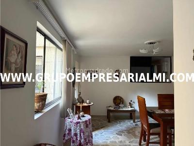 Apartamento de 3 alcobas en venta en Laureles, Medellín, 120 m² · foto 15 de 20