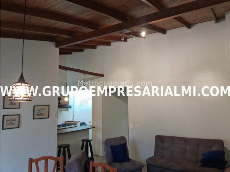 Apartamento Amoblado de 3 Alcobas en Laureles (Bolivariana) - 9