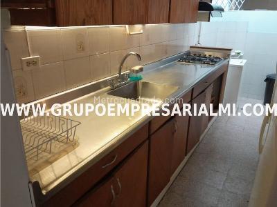 Apartamento en arriendo en Laureles, Medellín · foto 15 de 20