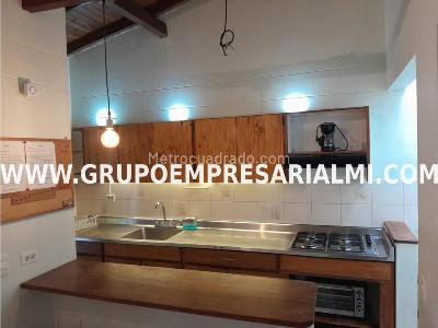 Apartamento en arriendo en Laureles, Medellín · foto 19 de 20