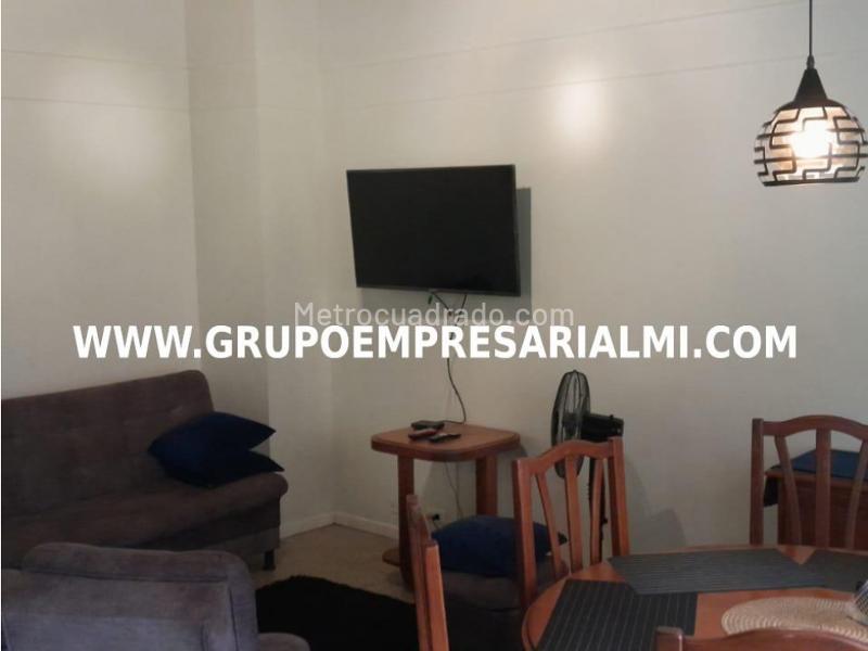 Apartamento Amplio de 3 Alcobas con Cocina Moderna en Laureles - 5