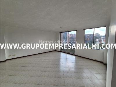 Apartamento de 3 alcobas en venta en Cumbres, Envigado, 83 m² · foto 3 de 20
