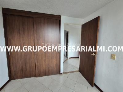 Apartamento de 3 alcobas en venta en Cumbres, Envigado, 83 m² · foto 14 de 20