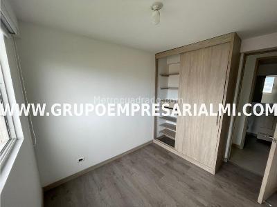 Apartamento de 3 alcobas en venta en Calasanz, Medellín, 77 m² · foto 6 de 20