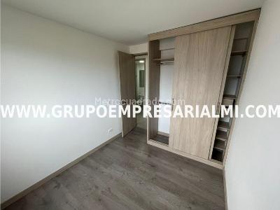 Apartamento de 3 alcobas en venta en Calasanz, Medellín, 77 m² · foto 13 de 20