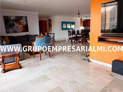 Apartamento de 3 alcobas en venta en Laureles, Medellín, 160 m² · foto 11 de 20