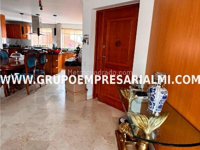 Apartamento de 3 alcobas en venta en Laureles, Medellín, 160 m² · foto 12 de 20