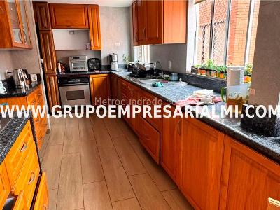Apartamento de 3 alcobas en venta en Laureles, Medellín, 160 m² · foto 7 de 20