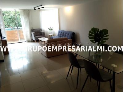 Apartamento de 3 alcobas en arriendo en Laureles, Medellín, 117 m² · foto 3 de 20