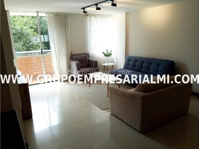 Apartamento de 3 alcobas en arriendo en Laureles, Medellín, 117 m² · foto 10 de 20