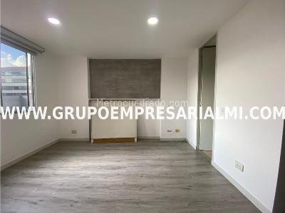 Apartamento de 3 alcobas en venta en El Poblado, Medellín, 84 m² · foto 10 de 20